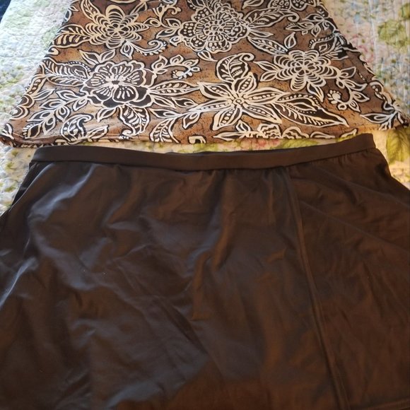 Brown Flowered Two Piece Swimsuit - Picture 5 of 10